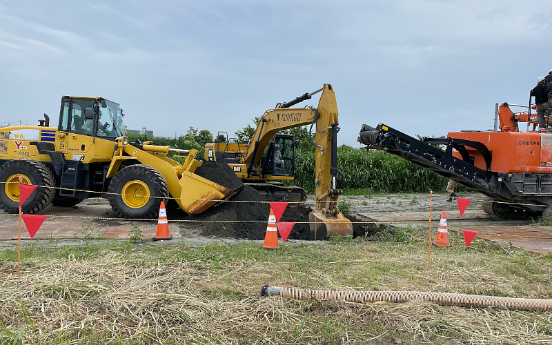 株式会社ノムラ｜中小河川改良工事（河床掘削工）